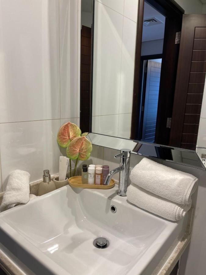First Class 2Br With Burj Khalifa & Downtown View Dubái Exterior foto